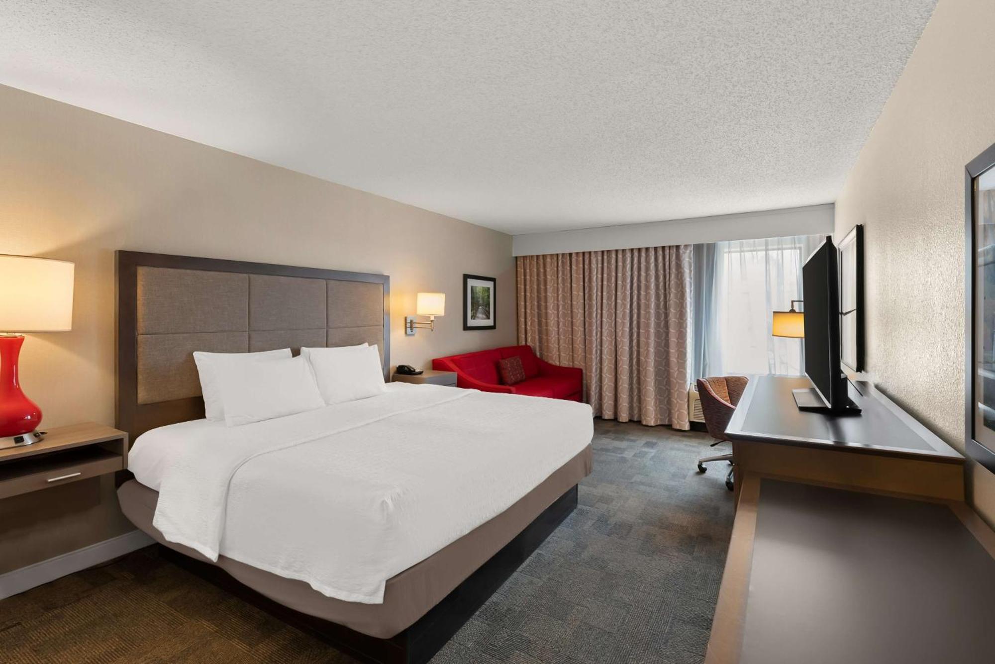 Hampton Inn Lancaster Exterior photo