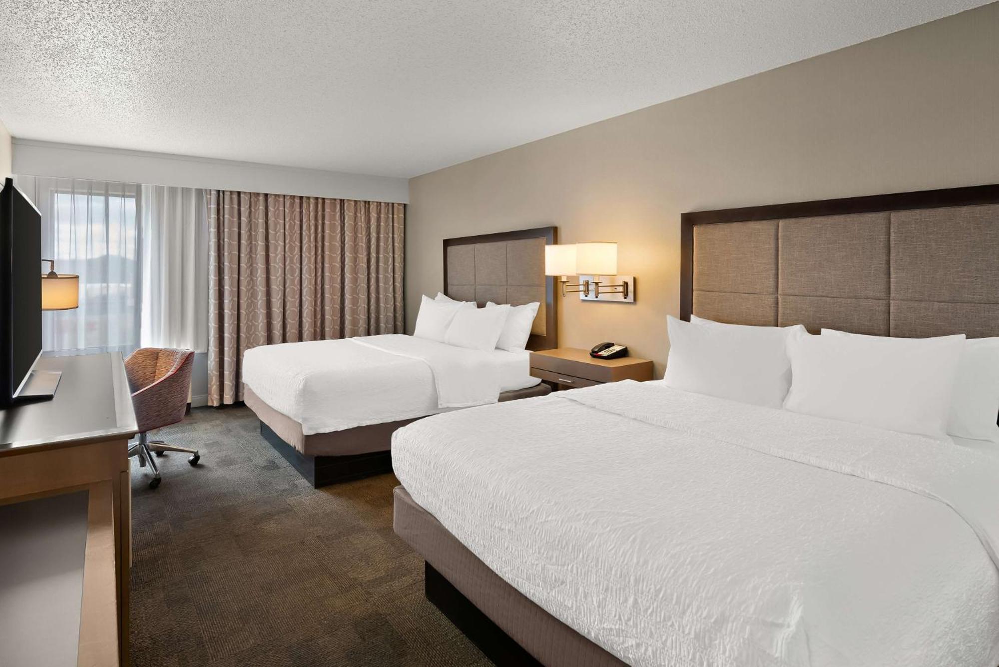 Hampton Inn Lancaster Exterior photo
