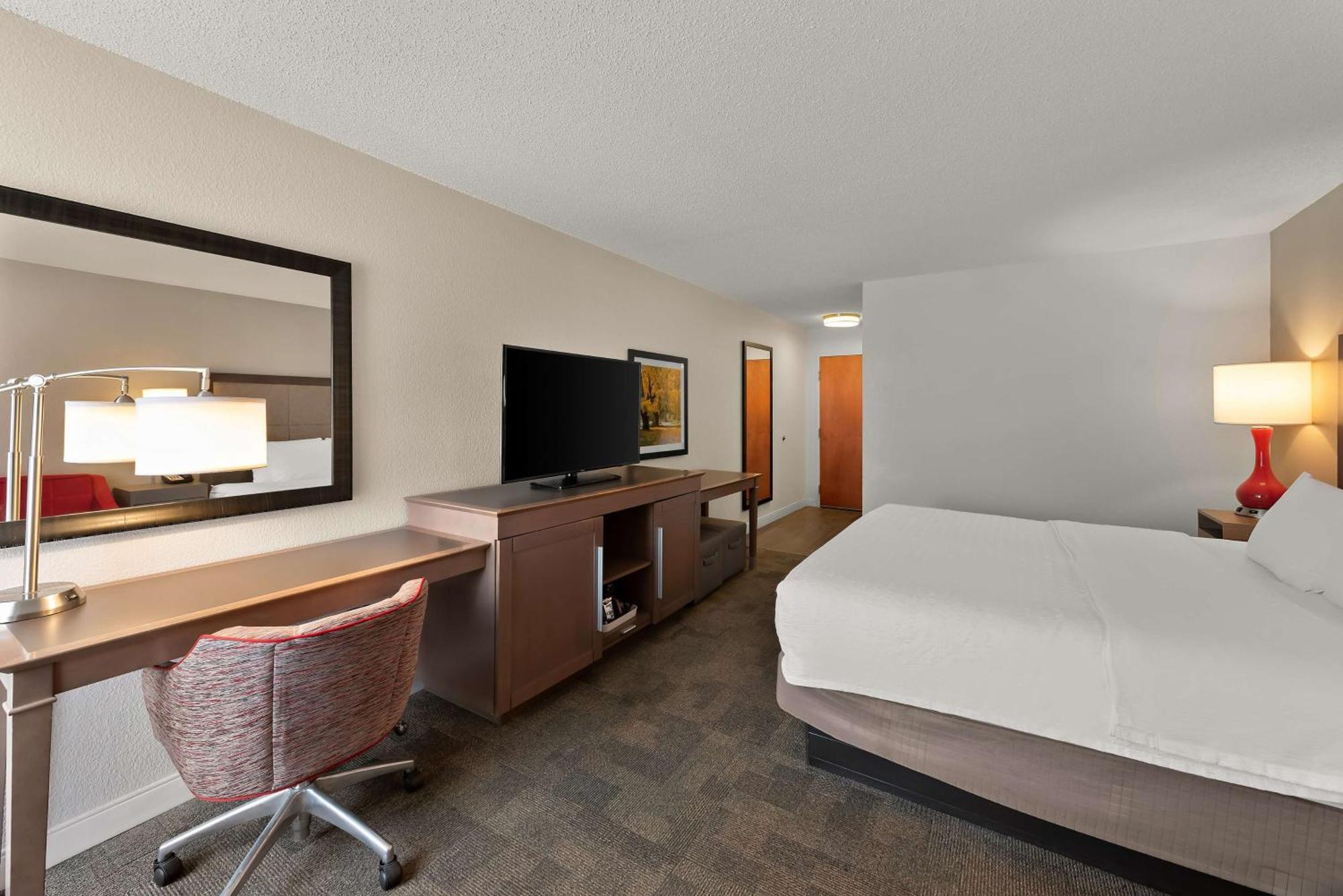 Hampton Inn Lancaster Exterior photo