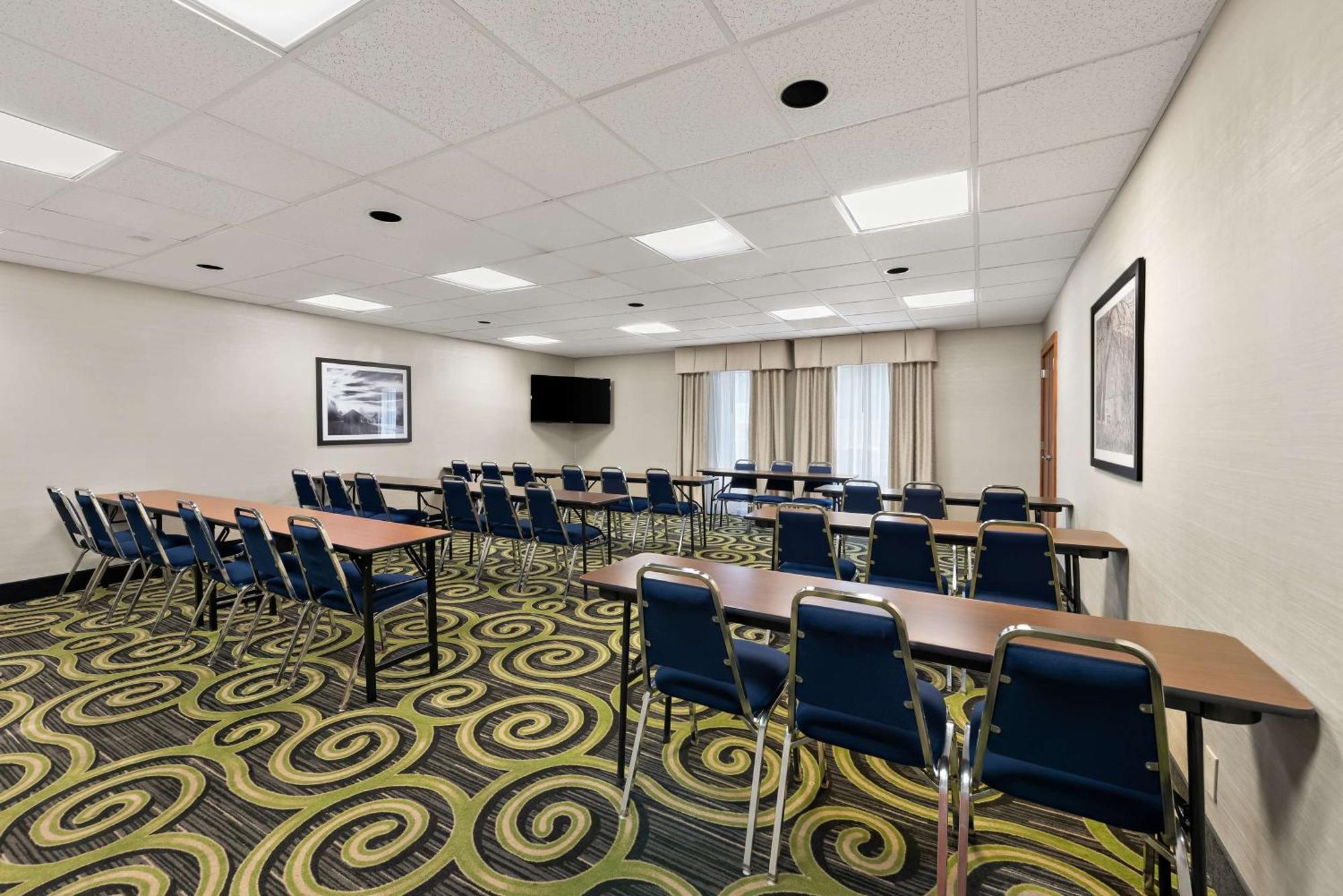 Hampton Inn Lancaster Exterior photo