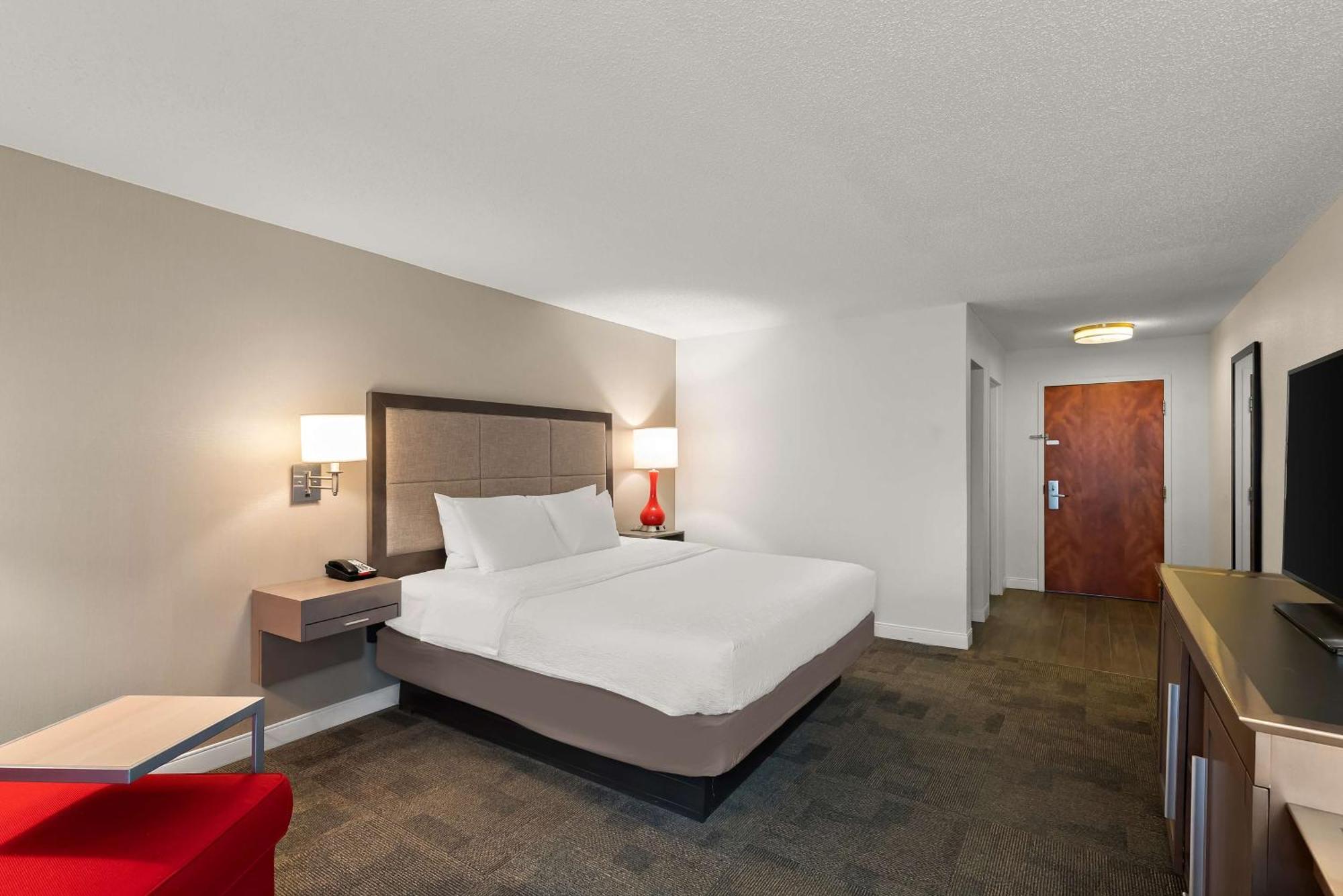 Hampton Inn Lancaster Exterior photo