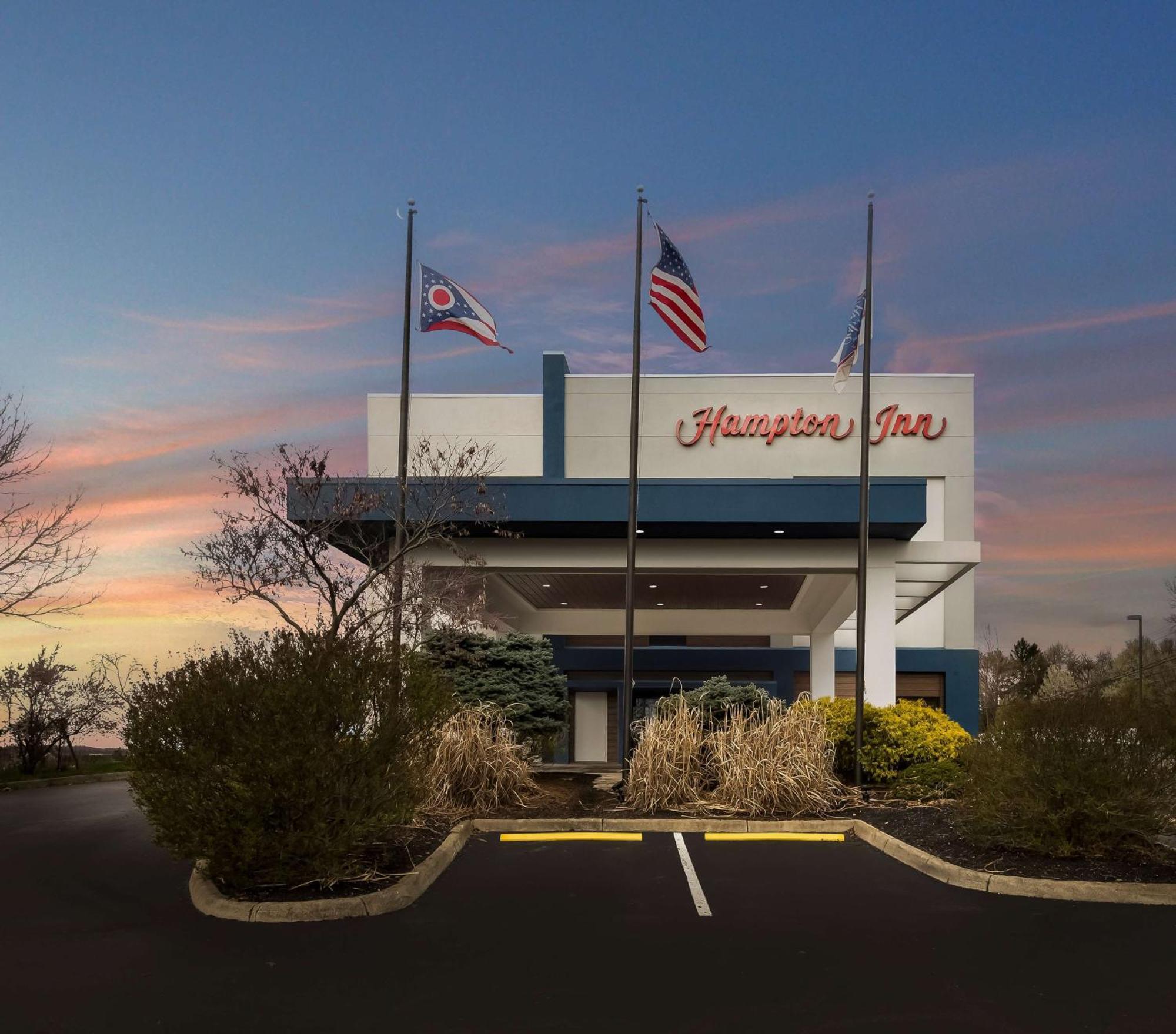 Hampton Inn Lancaster Exterior photo